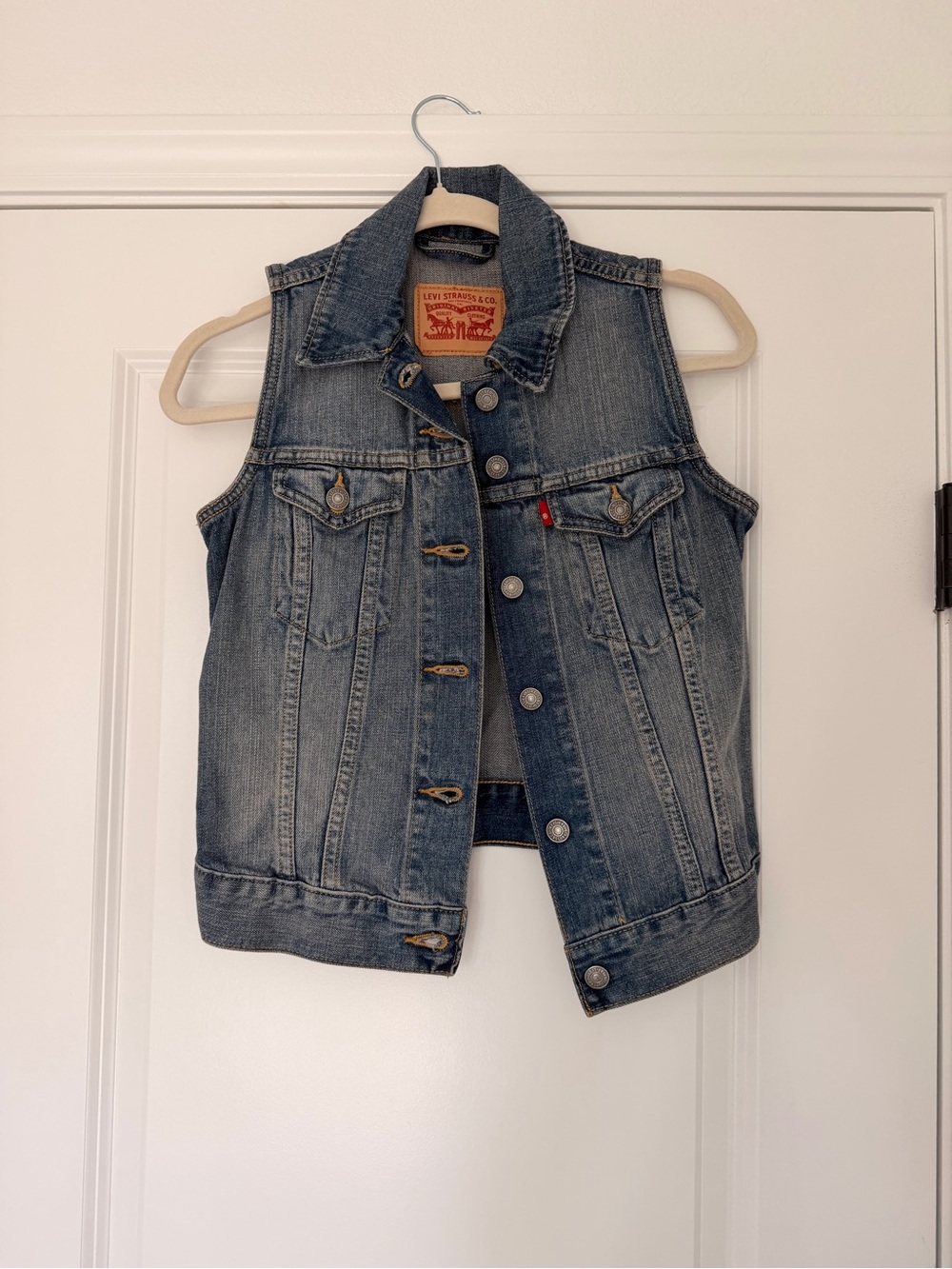 Levi’s Denim Vest in Size XS Like New